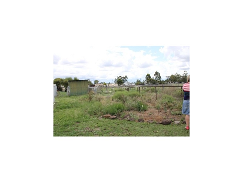 33 OWEN STREET, Dalby QLD 4405