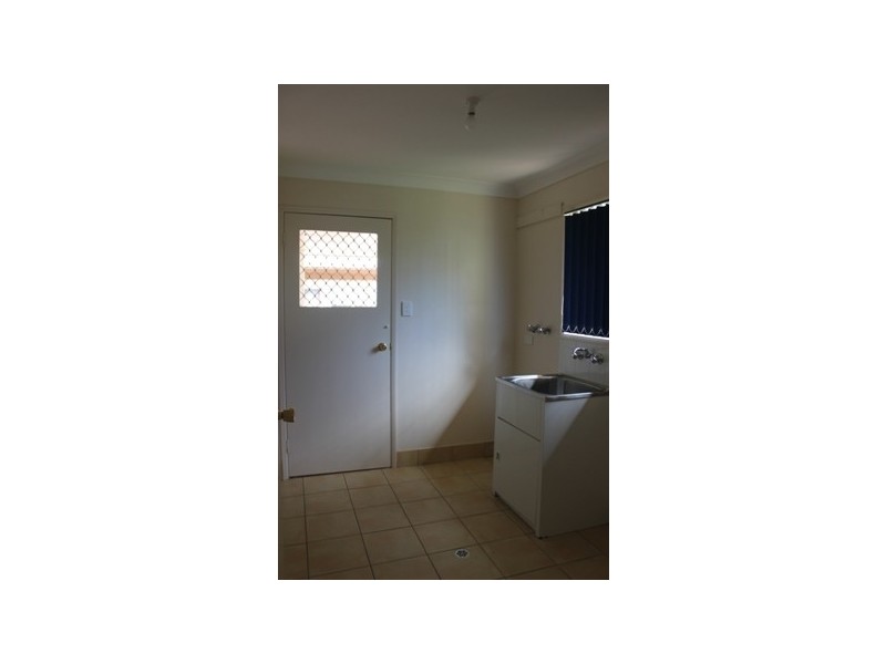 9 AZALEA CRT, Dalby QLD 4405