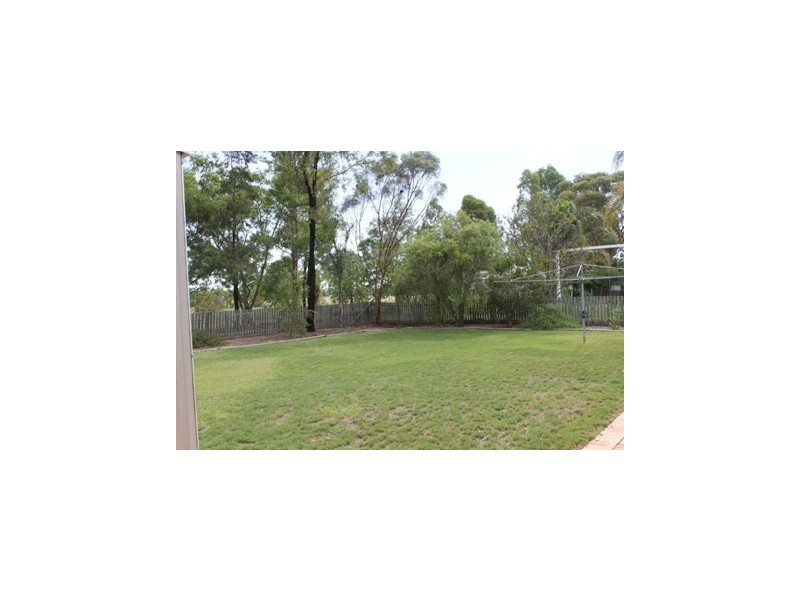 9 AZALEA CRT, Dalby QLD 4405