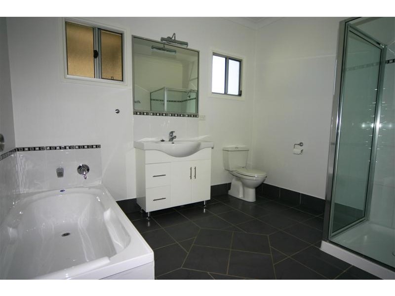 118 Bunya Street, Dalby QLD 4405