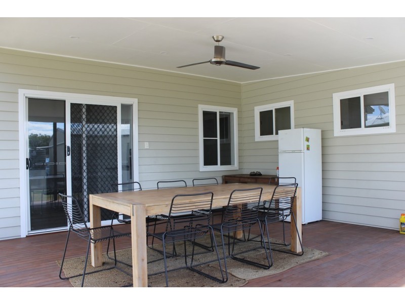 50 Nicholson Street, Dalby QLD 4405