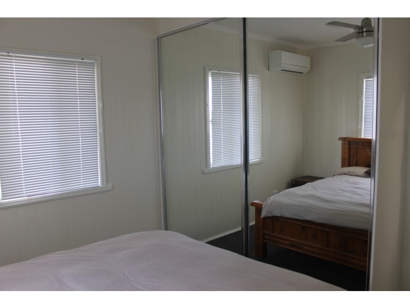 50 Nicholson Street, Dalby QLD 4405