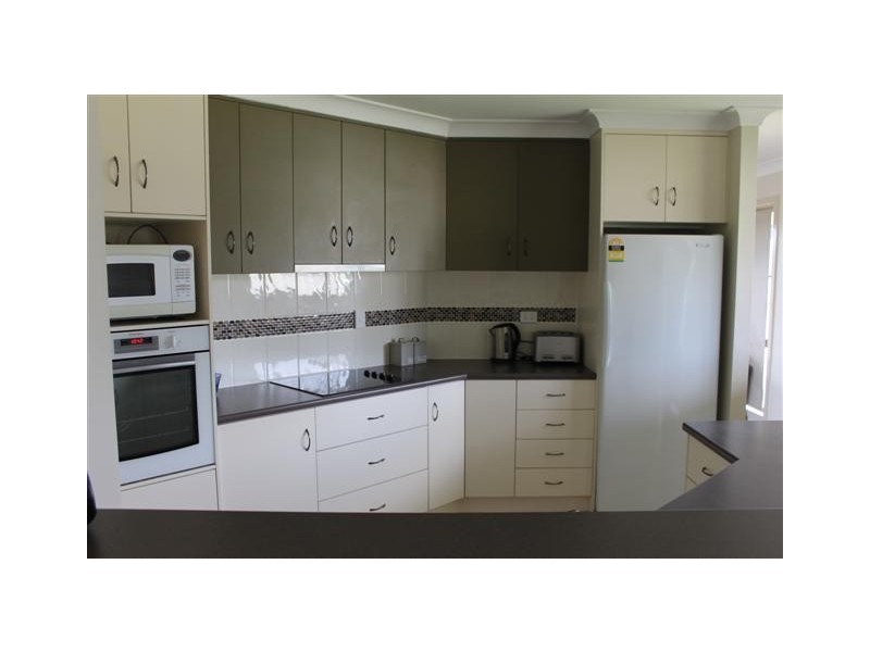 32 Henderson Street, Dalby QLD 4405