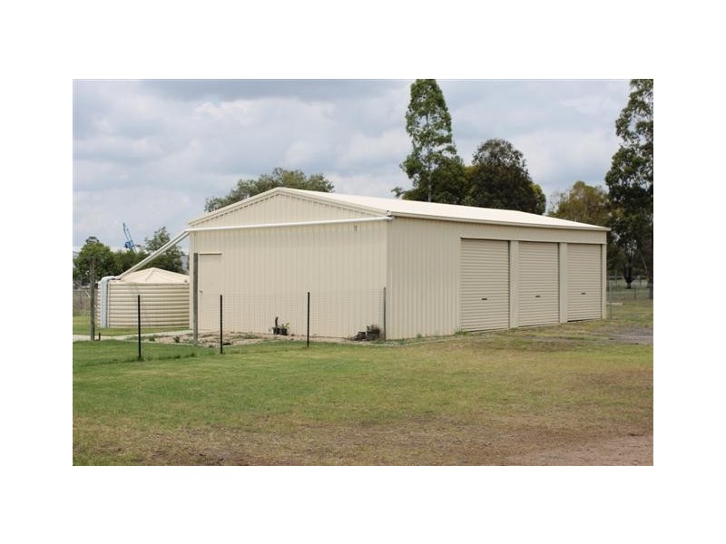 32 Henderson Street, Dalby QLD 4405