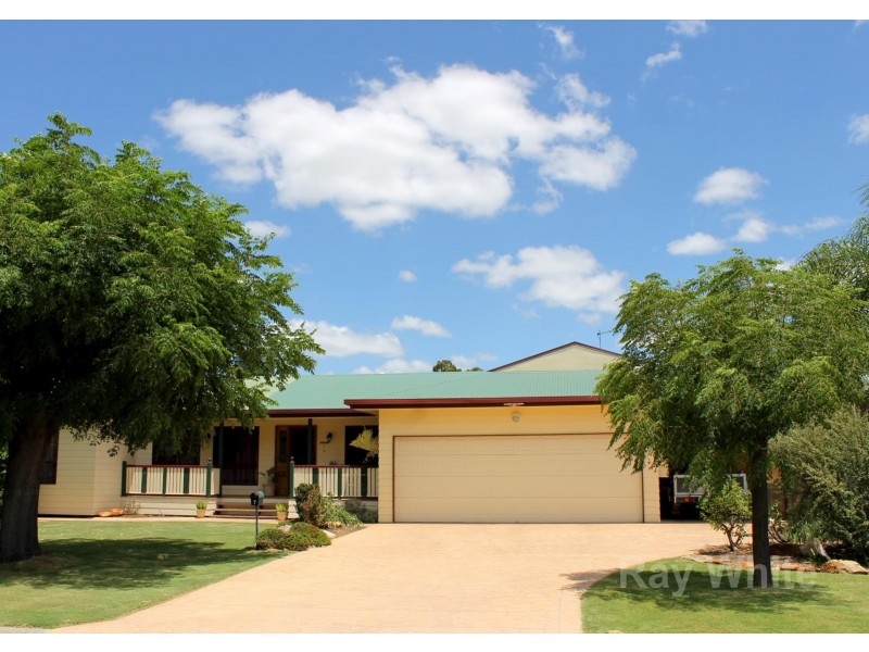 7 Delma Court, Dalby QLD 4405