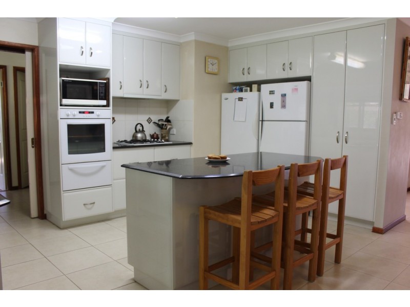 7 Delma Court, Dalby QLD 4405