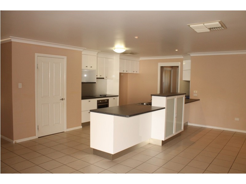 16 Jacaranda Court, Dalby QLD 4405