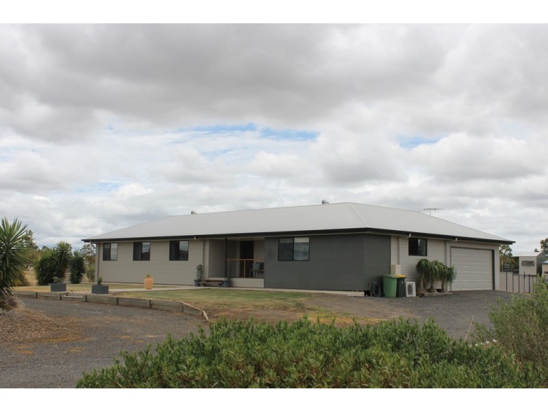 40 Katherine Street, Dalby QLD 4405