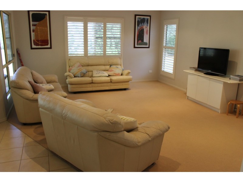 64 Thoroughbred Parade, Dalby QLD 4405