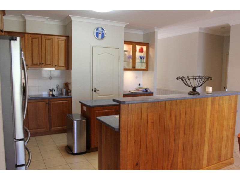 64 Thoroughbred Parade, Dalby QLD 4405