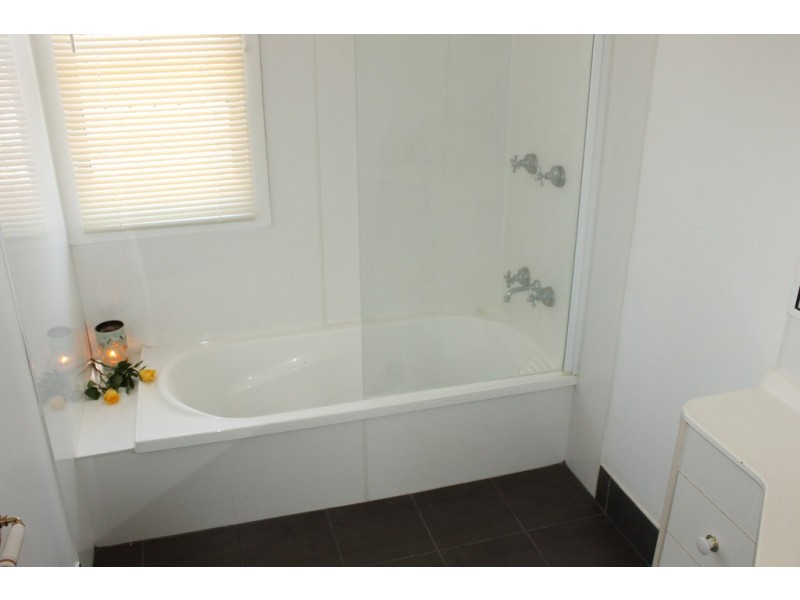 3B Besley Street, Dalby QLD 4405