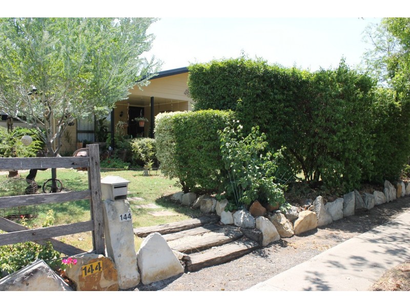 144 Pratten Street, Dalby QLD 4405