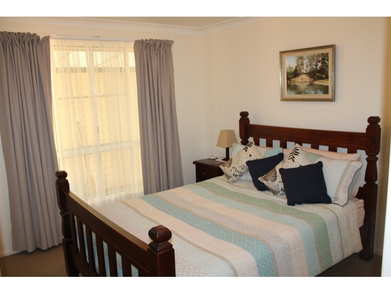 37 Spring Creek Drive, Dalby QLD 4405