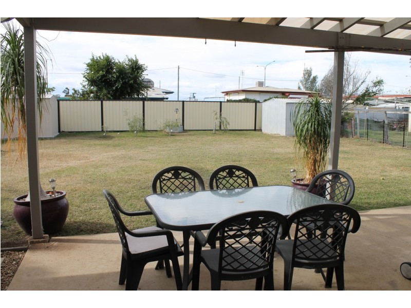 61 Palmer Street, Dalby QLD 4405