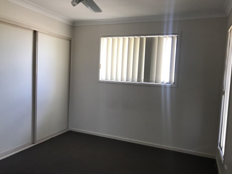 5 Barry Place, Dalby QLD 4405