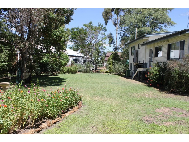1 Arthur Street, Dalby QLD 4405