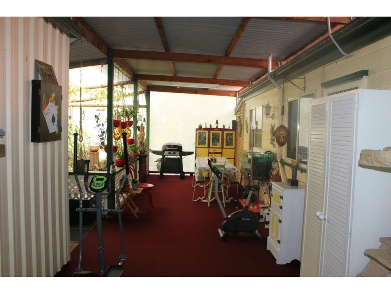 42 Chelldan Avenue, Dalby QLD 4405