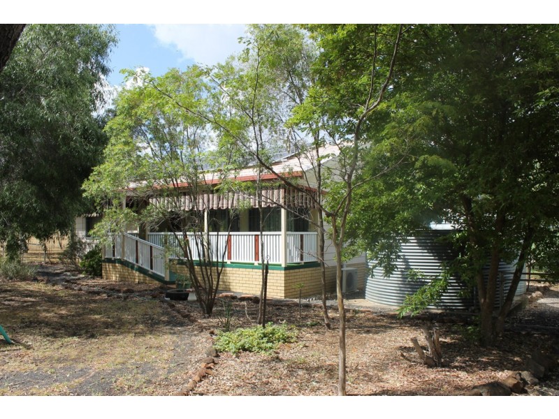 42 Chelldan Avenue, Dalby QLD 4405