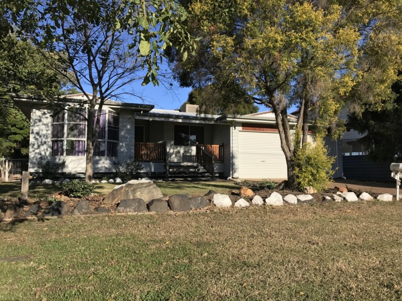 15 Orpen Street, Dalby QLD 4405