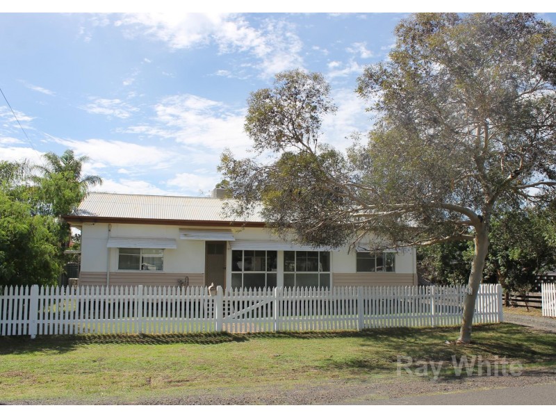 23 Knox Street, Dalby QLD 4405
