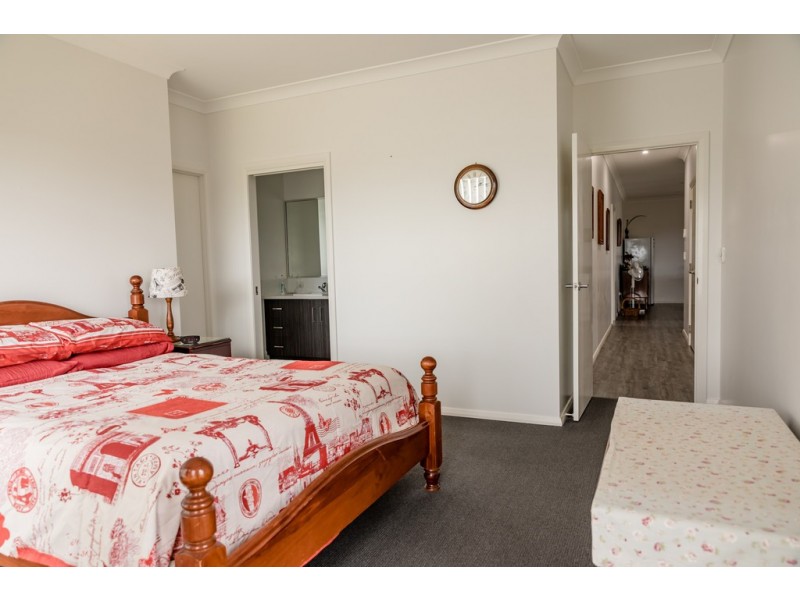 43 Solitaire Court, Dalby QLD 4405