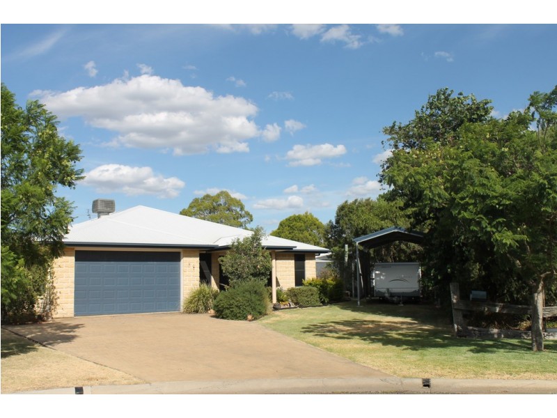 16 Jacaranda Court, Dalby QLD 4405