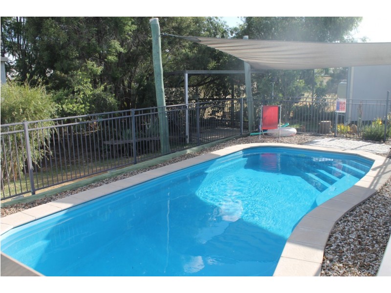 16 Jacaranda Court, Dalby QLD 4405