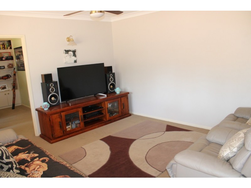 18 Chelldan Avenue, Dalby QLD 4405