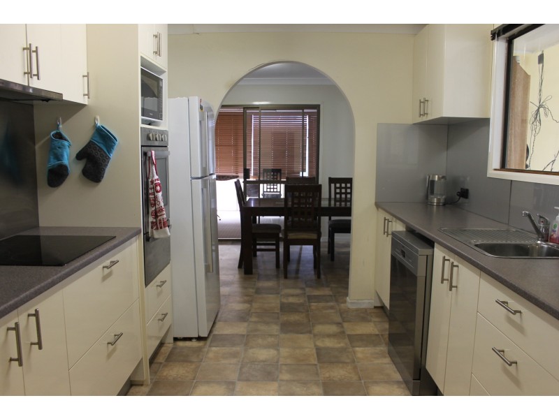 39 Weale Street, Dalby QLD 4405