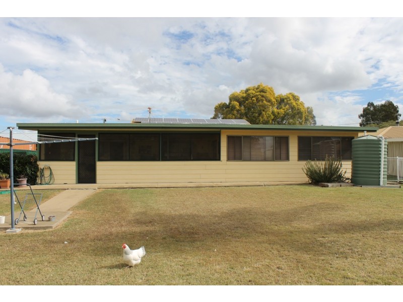 39 Weale Street, Dalby QLD 4405