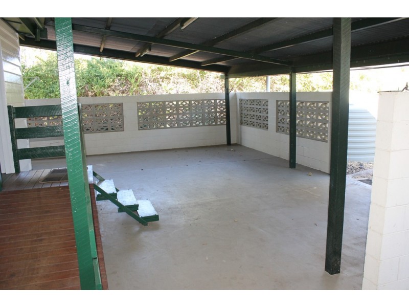 12 Besley Street, Dalby QLD 4405