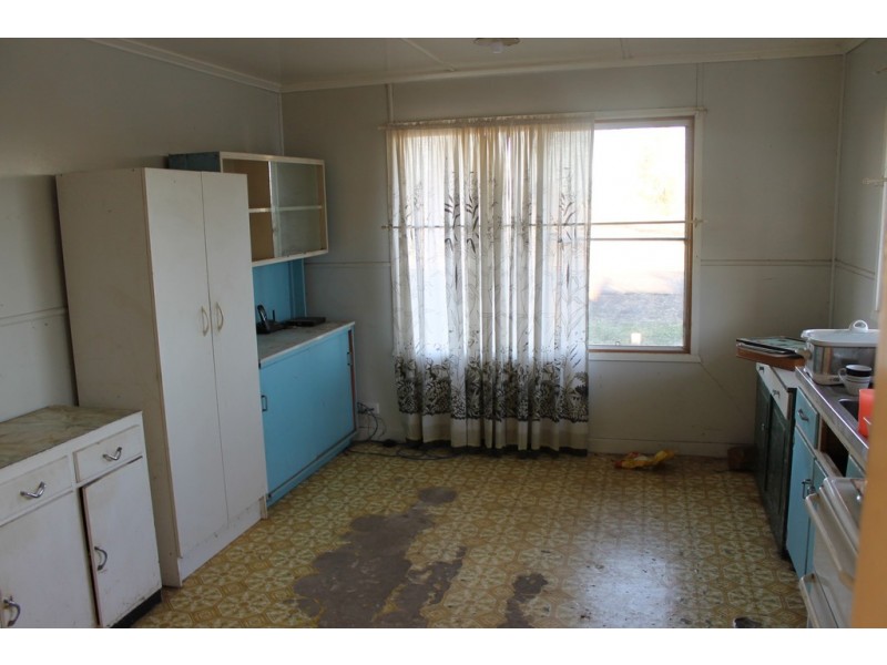 72 Palmer Street, Dalby QLD 4405