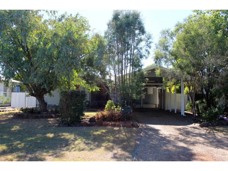 33 Burke Street, Dalby QLD 4405
