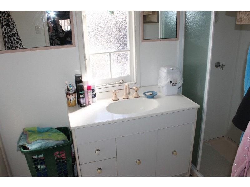 25 Scarlet Street, Dalby QLD 4405