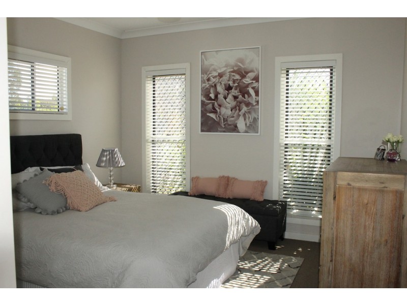 28 Vanessa Drive, Dalby QLD 4405