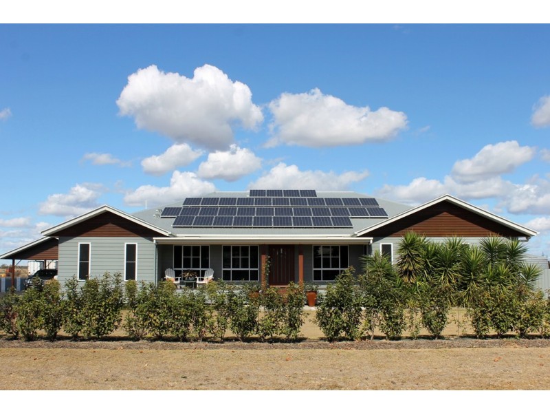 28 Vanessa Drive, Dalby QLD 4405