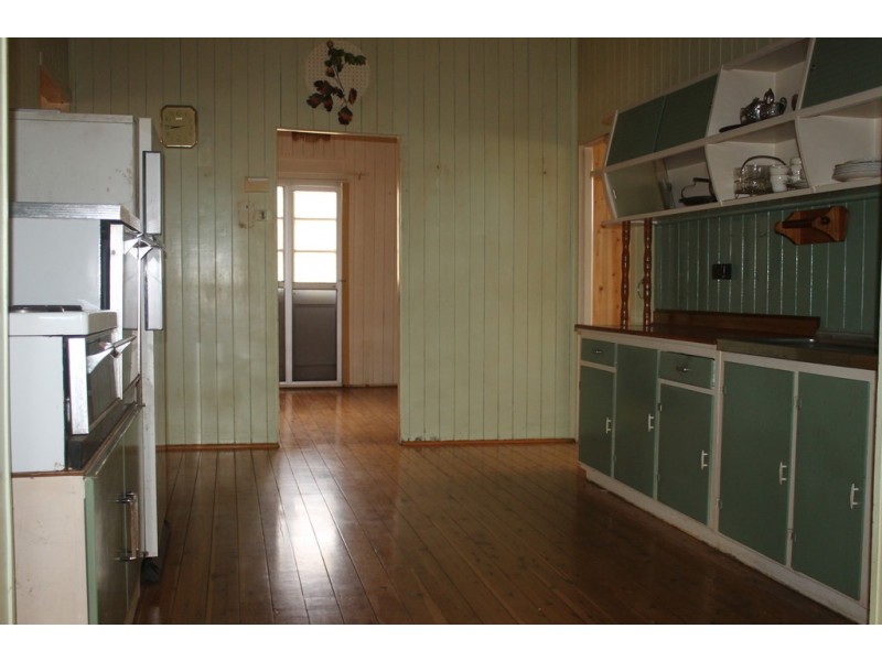 234 Blaxland Road, Dalby QLD 4405