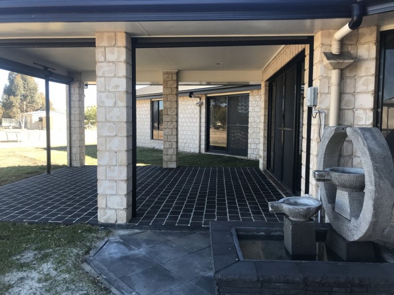 120 Sandalwood Ave, Dalby QLD 4405