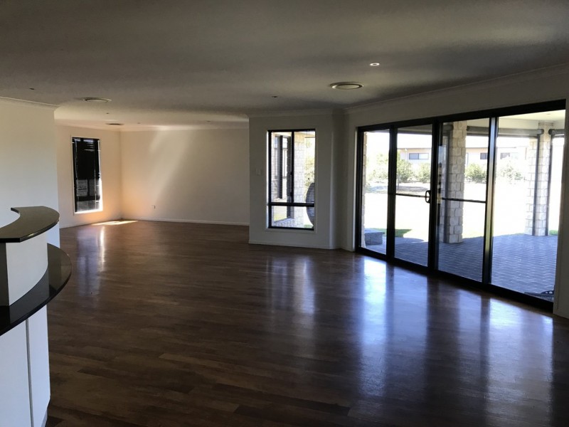 120 Sandalwood Ave, Dalby QLD 4405