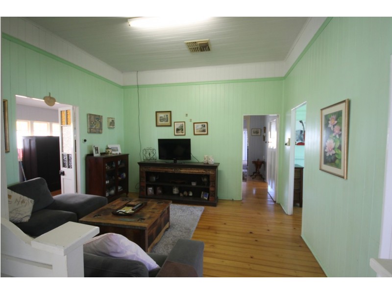 20 Patrick Street, Dalby QLD 4405