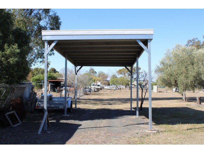 33 Sydney Street, Jandowae QLD 4410