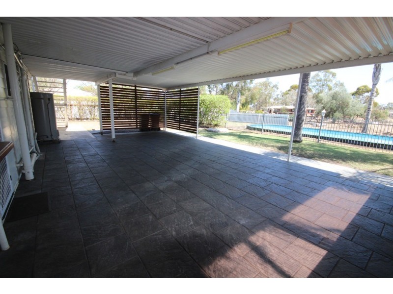 124 Nicholson Street, Dalby QLD 4405