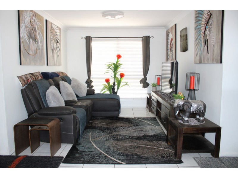 7 Leichhardt Ave, Dalby QLD 4405