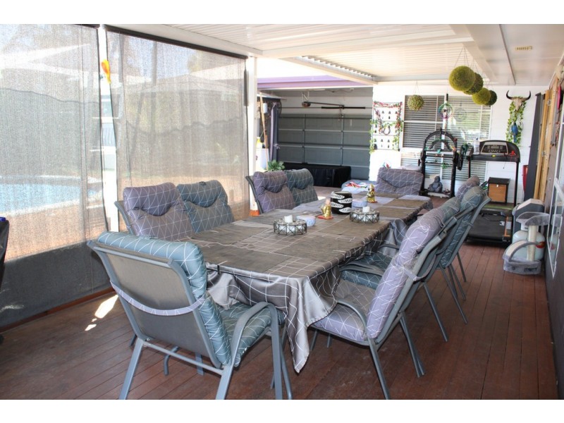 7 Leichhardt Ave, Dalby QLD 4405