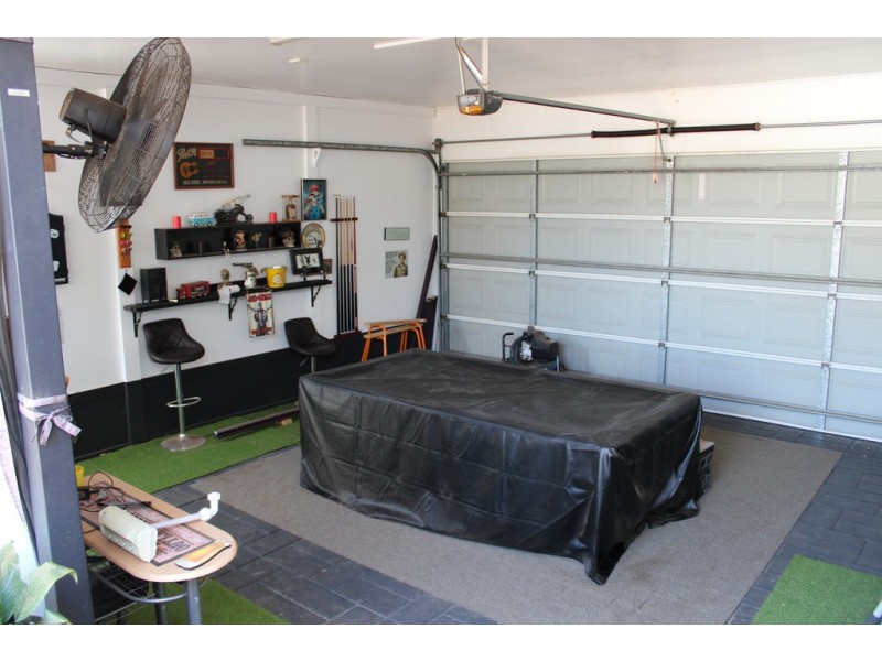 7 Leichhardt Ave, Dalby QLD 4405