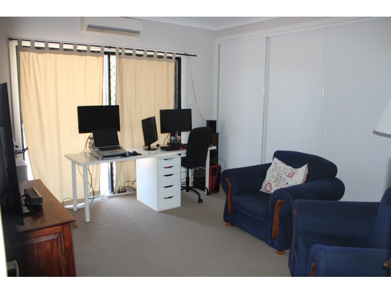 39 Hedge Road, Dalby QLD 4405