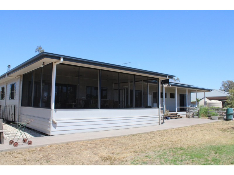 39 Hedge Road, Dalby QLD 4405