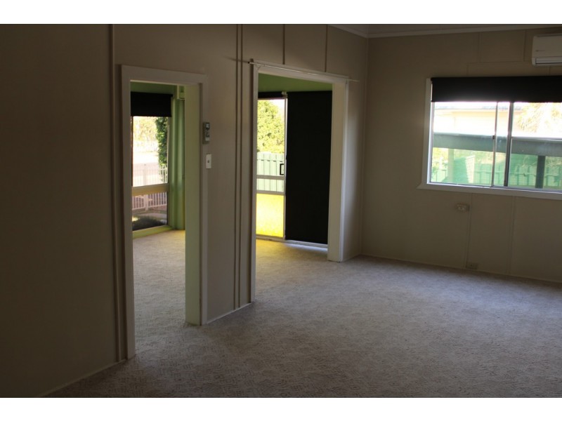 14 Besley Street, Dalby QLD 4405