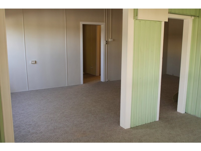 14 Besley Street, Dalby QLD 4405