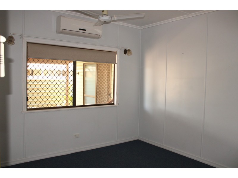 38 Drury Street, Dalby QLD 4405
